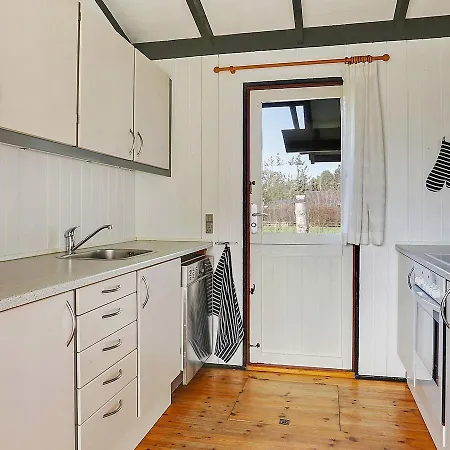 One-bedroom Holiday In Flatraker *